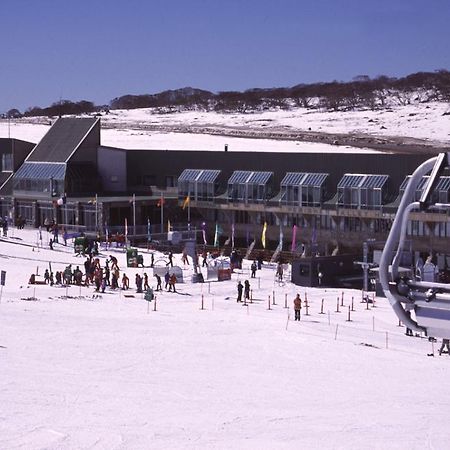 The Perisher Valley Hotel Exteriör bild