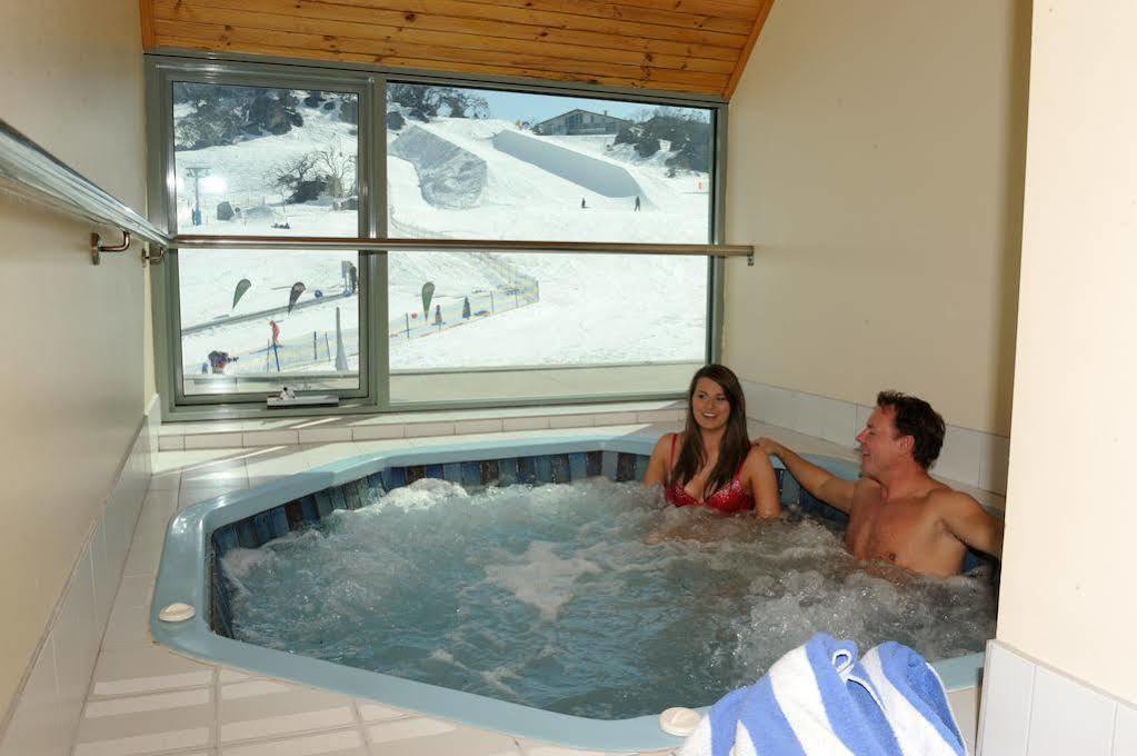 The Perisher Valley Hotel Exteriör bild